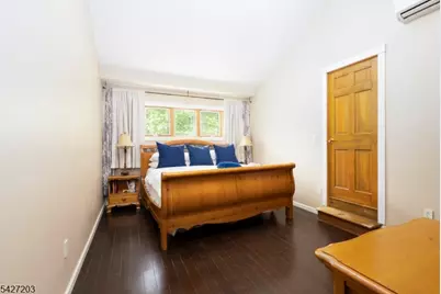 19 Highview Ter, Cedar Grove, NJ 07009 - Photo 14