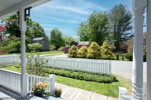 16 William St, Tewksbury Township, NJ 08858 - Photo 4