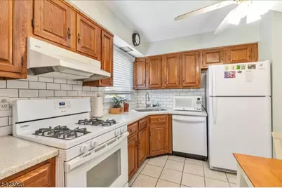 2107 Meadowview Rd, Scotch Plains Township, NJ 07076 - Photo 18