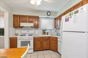 2107 Meadowview Rd, Scotch Plains Township, NJ 07076 - Photo 20