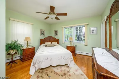 214 Berthold Ave, Rahway, NJ 07065 - Photo 16