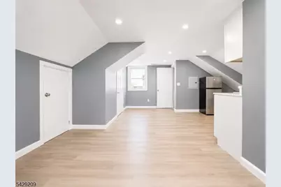 57 Highland St, Paterson, NJ 07524 - Photo 16