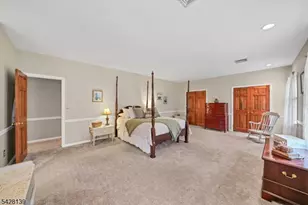 8 Chestnut St, Washington Township, NJ 07853 - Photo 24