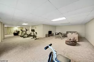 8 Chestnut St, Washington Township, NJ 07853 - Photo 34