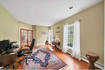 8 Chestnut St, Washington Township, NJ 07853 - Photo 14