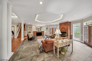 8 Chestnut St, Washington Township, NJ 07853 - Photo 10