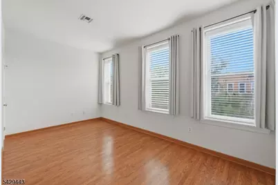 394 Woodlawn Ave #2, Jersey City, NJ 07305 - Photo 22