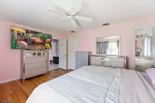767 Kingsland Ave, Ridgefield, NJ 07657 - Photo 10