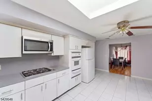 767 Kingsland Ave, Ridgefield, NJ 07657 - Photo 22
