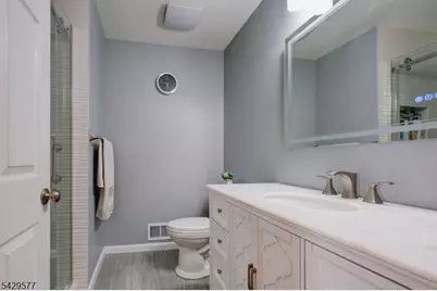 115 Constitution Way, Bernards Township, NJ 07920 - Photo 16