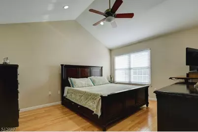 115 Constitution Way, Bernards Township, NJ 07920 - Photo 18
