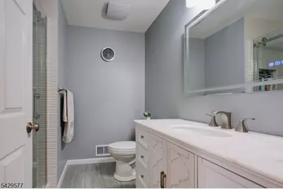115 Constitution Way, Bernards Township, NJ 07920 - Photo 16