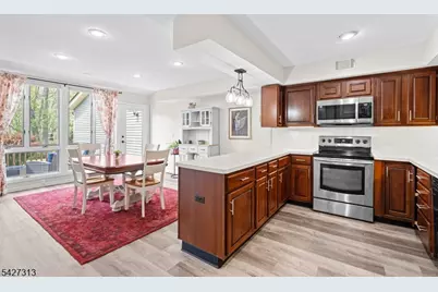 79 Old Fourth Dr, Jefferson Township, NJ 07438 - Photo 10