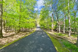 26 Woodshire Terrace, Montville Township, NJ 07082 - Photo 2
