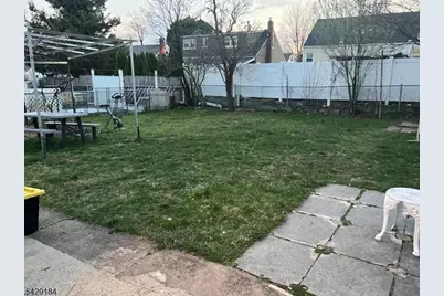 263 Richmond Ave, Paterson, NJ 07502 - Photo 12
