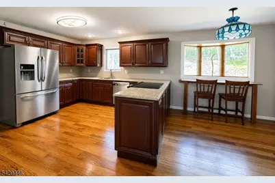 48 Silver Grove Rd, Hardyston Township, NJ 07460 - Photo 2