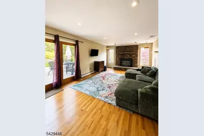 48 Silver Grove Rd, Hardyston Township, NJ 07460 - Photo 12