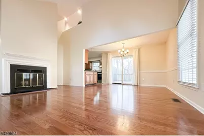 170 Smithfield Ct, Bernards Township, NJ 07920 - Photo 4