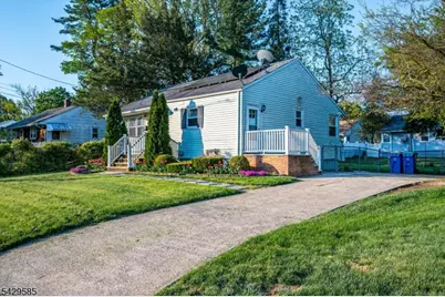 174 Runyon Ave, Franklin Township, NJ 08873 - Photo 2