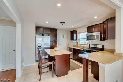 174 Runyon Ave, Franklin Township, NJ 08873 - Photo 8