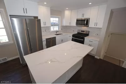 2431 Coles Ave, Scotch Plains Township, NJ 07076 - Photo 12