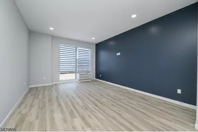 202-208 W 7th St #2C, Plainfield, NJ 07060 - Photo 8
