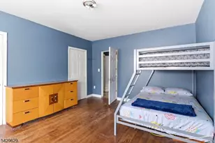 176c Parker St, Newark, NJ 07104 - Photo 8