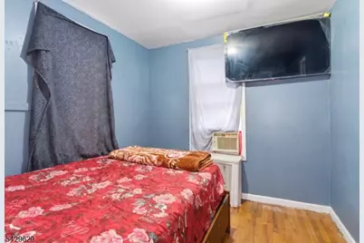 176C Parker St, Newark, NJ 07104 - Photo 10
