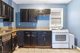 176c Parker St, Newark, NJ 07104 - Photo 4