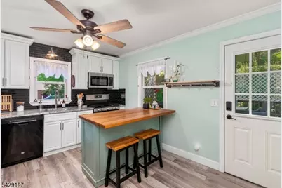 12 Cook St, Butler, NJ 07405 - Photo 4