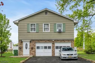 424 Bartlett St, Roselle, NJ 07203 - Photo 1