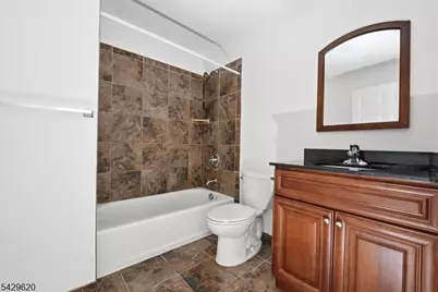 594-596 Jefferson Ave #104, Elizabeth, NJ 07201 - Photo 2