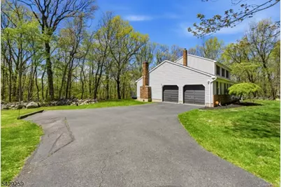 63 Skyline Dr, Sparta Township, NJ 07871 - Photo 4