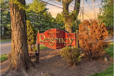 462 D River R #D, Nutley Twp., NJ 07110 - Photo 2