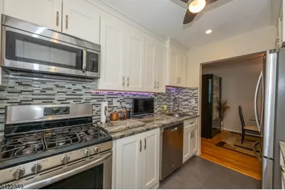 22 Knox Ter #2A, Wayne, NJ 07470 - Photo 14