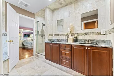 1553 Alps Rd, Wayne, NJ 07470 - Photo 32