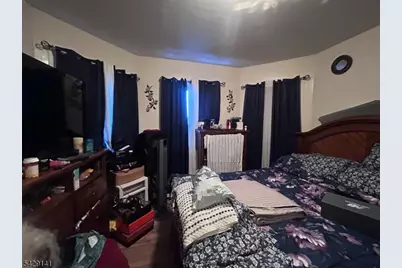 966 E 24th St, Paterson, NJ 07513 - Photo 12