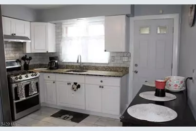 966 E 24th St, Paterson, NJ 07513 - Photo 4