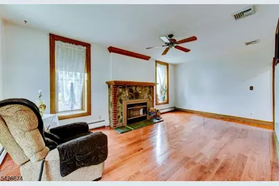 273 French Hill Rd, Wayne, NJ 07470 - Photo 22