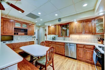 273 French Hill Rd, Wayne, NJ 07470 - Photo 12