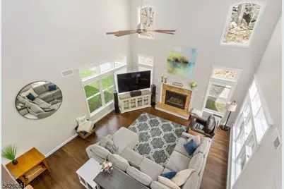 15 Malcolm Pl, Mahwah, NJ 07430 - Photo 18