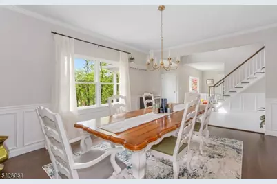 15 Malcolm Pl, Mahwah, NJ 07430 - Photo 4