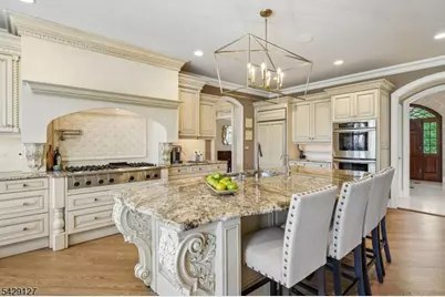 107 Huron Dr, Chatham Township, NJ 07928 - Photo 16