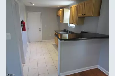 279 Oregon St, Union Township, NJ 07088 - Photo 16