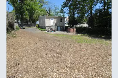 279 Oregon St, Union Township, NJ 07088 - Photo 30