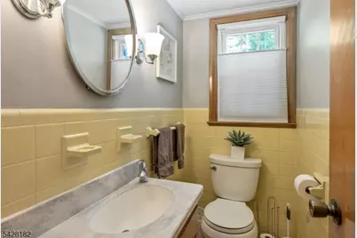 5 East St, Wanaque, NJ 07465 - Photo 16