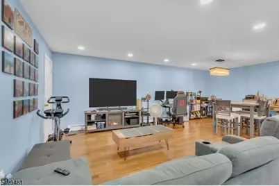 527 Andria Ave #223, Hillsborough Township, NJ 08844 - Photo 6