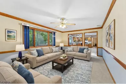 86 Timberline Dr, Wayne Twp., NJ 07470 - Photo 10