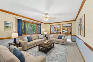 86 Timberline Dr, Wayne Twp., NJ 07470 - Photo 10