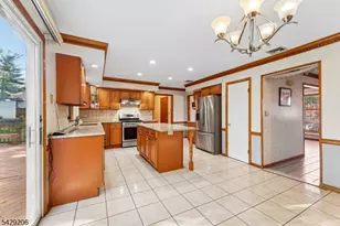 86 Timberline Dr, Wayne Twp., NJ 07470 - Photo 12